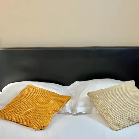 Sur Les Rives - Paris 30min - Terrasse Apartment *